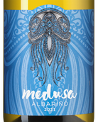 Вино с персиковым вкусом Medusa Albarino