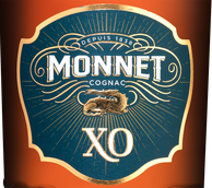Крепкие напитки Monnet XO в подарочной упаковке