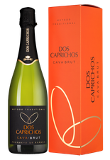 Игристое вино Cava Dos Caprichos в подарочной упаковке, (141834), gift box в подарочной упаковке, белое брют, 0.75 л, Кава Дос Капричос цена 1790 рублей