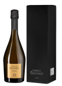 Шампанское и игристое вино из винограда шардоне (Chardonnay) Volupte Premier Cru Brut в подарочной упаковке