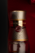 Виски из Великобритании Chivas Regal 25 Years Old в подарочной упаковке
