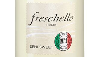 Вино Freschello Bianco Sweet Italy, (148340), белое полусладкое, 0.75 л, Фрескелло Бьянко Свит Итали цена 1290 рублей