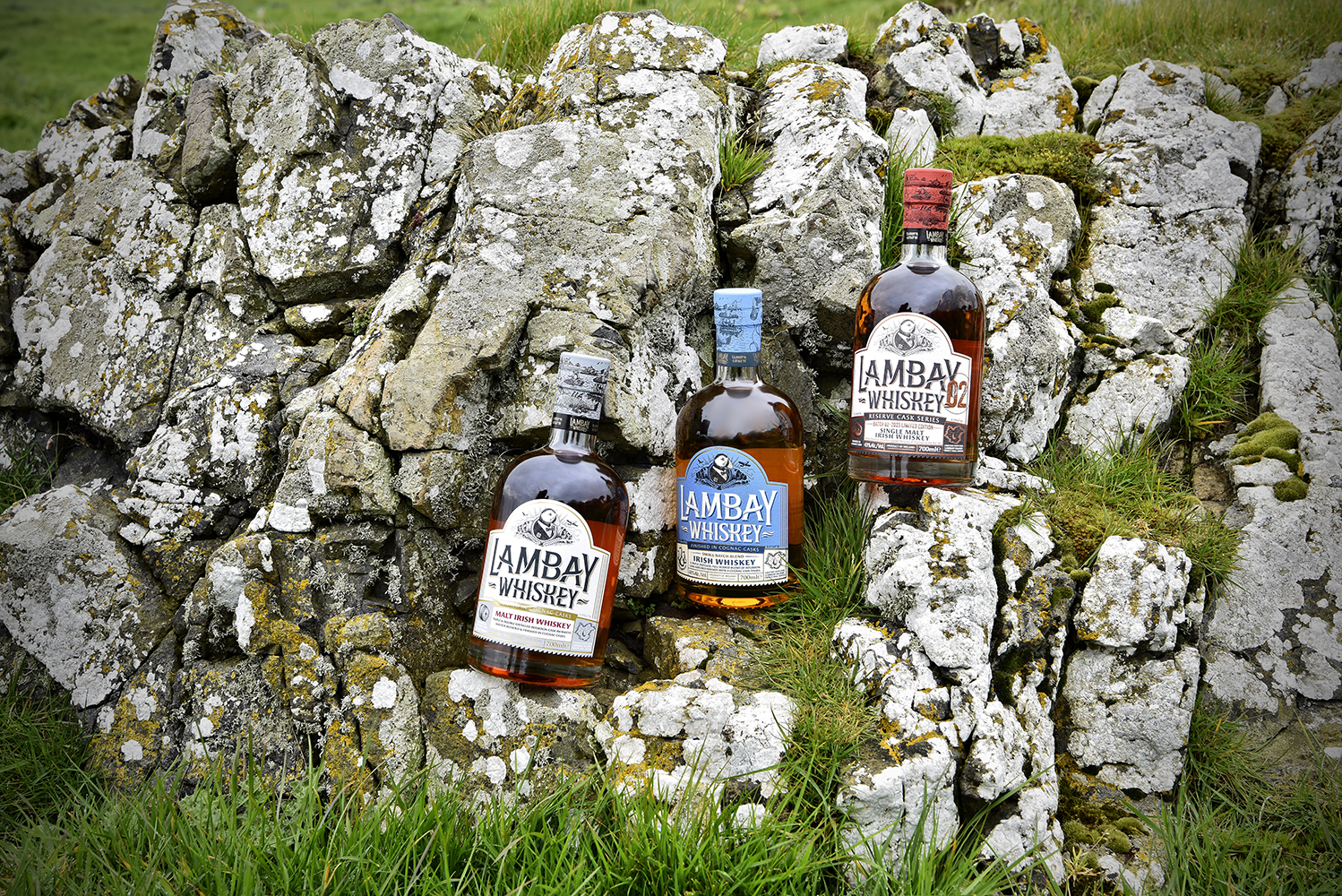 Виски Lambay Small Batch Blend Irish Whiskey, (154942), Ирландия, 0.7 л, Ламбей Смол Бэтч Бленд, цена 7990 рублей