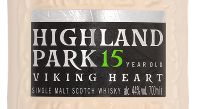 Виски Highland Park 15 Years Viking Heart, (143566), Односолодовый 15 лет, Шотландия, 0.7 л, Хайлэнд Парк Викинг Харт 15 лет цена 16990 рублей