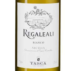 Вино Tenuta Regaleali Bianco, (116816), белое сухое, 2018 г., 0.75 л, Тенута Регалеали Бьянко цена 1990 рублей