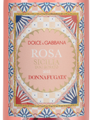 Вино со вкусом розы Dolce&Gabbana Rosa в подарочной упаковке