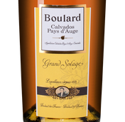 Крепкие напитки Calvados Pays d'Auge AOC Boulard Grand Solage в подарочной упаковке
