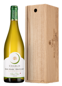 Вино Chablis Sainte Claire в подарочной упаковке