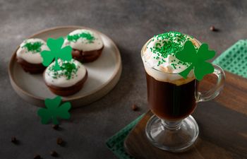 Коктейли с ирландским виски ко Дню Святого Патрика