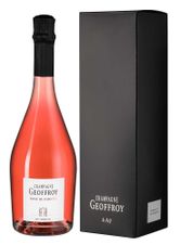 Шампанское Geoffroy Rose de Saignee Brut Premier Cru, (129946), gift box в подарочной упаковке, розовое брют, 0.75 л, Розе де Сенье Премье Крю Брют цена 13490 рублей