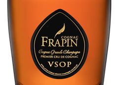 Крепкие напитки 0.7 л Frapin VSOP Grande Champagne 1er Grand Cru du Cognac  в подарочной упаковке