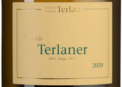 Вино с персиковым вкусом Terlaner
