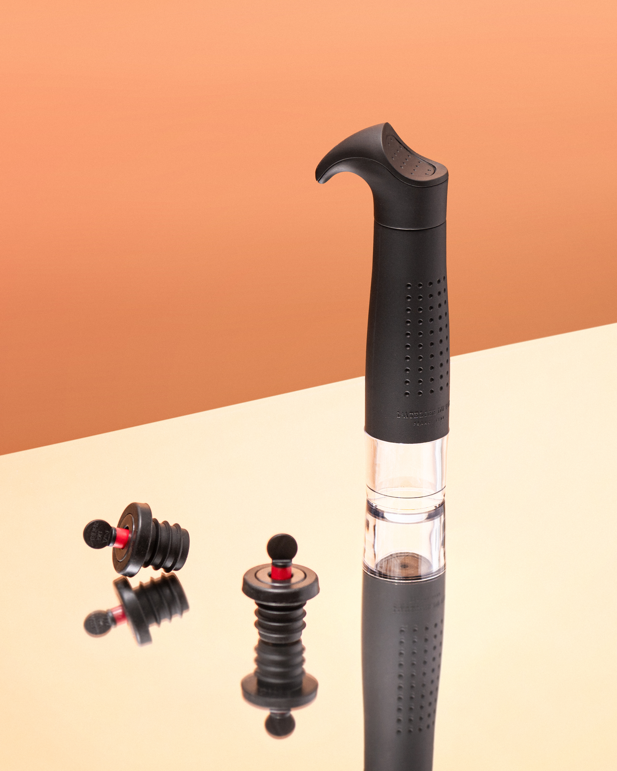 Набор аксессуаров " Гард'ван Он/Офф", (136732), Франция, Набор герметизатор и 2 пробки " Гард'ван Он/Офф", цена 3990 рублей