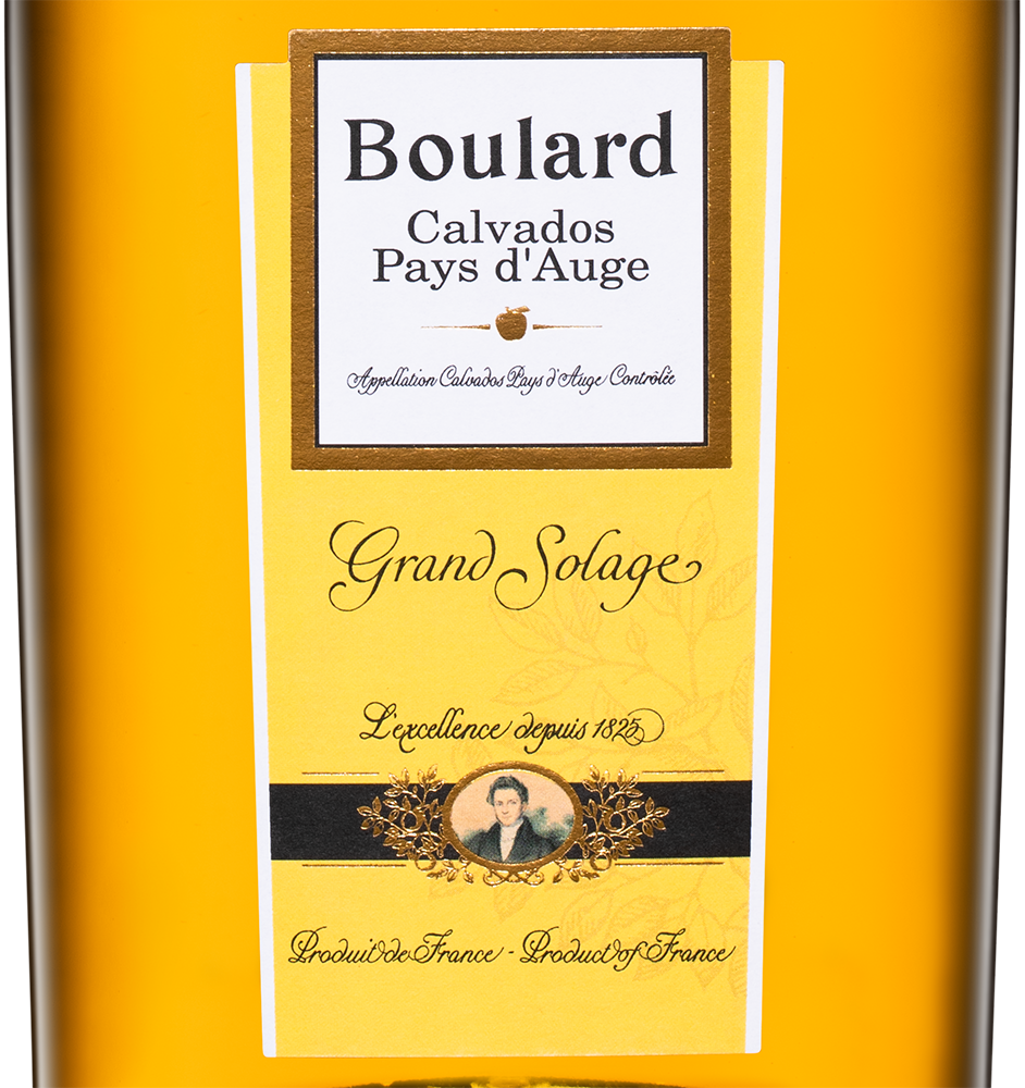 Кальвадос Boulard Grand Solage в подарочной упаковке, 0.5л, (114878), Франция, 0.5 л, Булар Гран Солаж, цена 7490 рублей