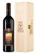 Вино с лакричным вкусом Brunello di Montalcino в подарочной упаковке