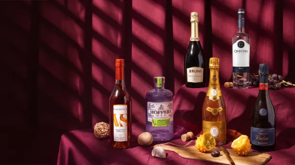 Шампанское Cristal и еще 9 подарочных сетов: участвуйте в конкурсе SimpleWine