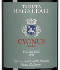 Вино Tenuta Regaleali Cygnus в подарочной упаковке, (144473), gift box в подарочной упаковке, красное сухое, 2018 г., 1.5 л, Тенута Регалеали Чинюс цена 11490 рублей