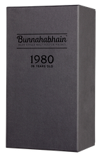 Виски Bunnahabhain 1980 Limited Edition в подарочной упаковке, (110842), gift box в подарочной упаковке, Односолодовый, Шотландия, 0.7 л, Буннахавен 1980 Лимитед Эдишн цена 624990 рублей