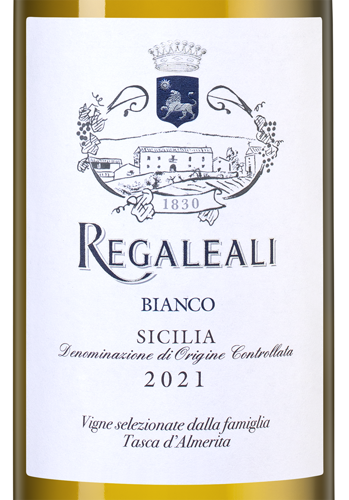 Вино Tenuta Regaleali Bianco, Tasca d'Almerita, 2021, (143761), Италия, Сицилия, белое, сухое, 0.75 л, Тенута Регалеали Бьянко, цена 2990 рублей