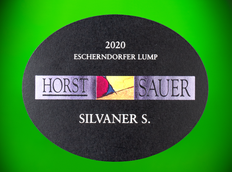 Вино с яблочным вкусом Escherndorfer Lump Silvaner S.