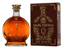 Крепкие напитки Армения Царь Тигран 12 лет выдержки в подарочной упаковке