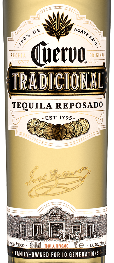 Текила Tequila Cuervo Tradicional Reposado, (155520), Мексика, Халиско, 0.7 л, Традисьональ Репосадо, цена 5190 рублей