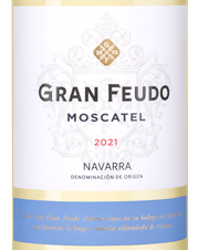 Вино Gran Feudo Moscatel, (140618), белое сухое, 2021 г., 0.75 л, Гран Феудо Москатель цена 1640 рублей