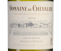 Вино с травяным вкусом Domaine de Chevalier Blanc
