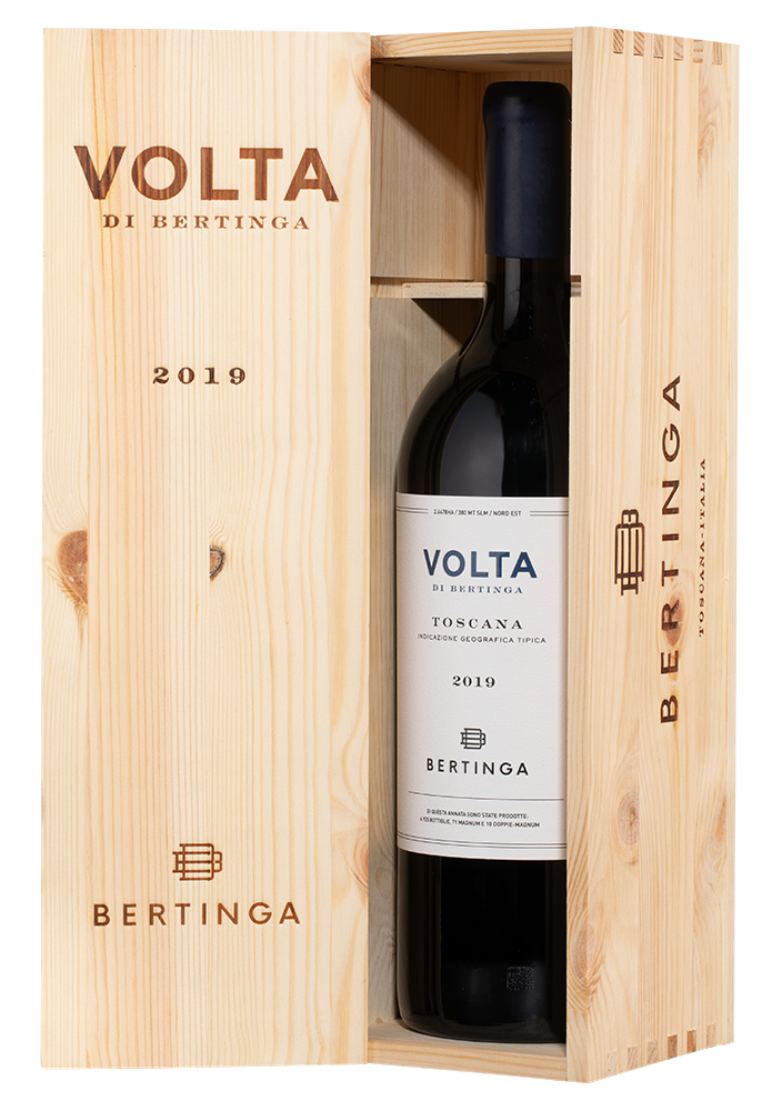 Вино Volta di Bertinga в подарочной упаковке, 2019, 1.5л, (153649), Италия, Тоскана, красное, сухое, 1.5 л, Вольта ди Бертинга, цена 99990 рублей