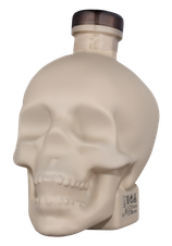 Водка Crystal Head Limited Edition Bone, (145820), 40%, Канада, 0.7 л, Кристал Хэд Лимитед Эдишн Бон Баттл цена 12990 рублей