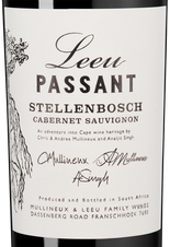 Вино Leeu Passant Cabernet Sauvignon, (148396), красное сухое, 2021, 0.75 л, Лью Пассан Каберне Совиньон цена 8490 рублей