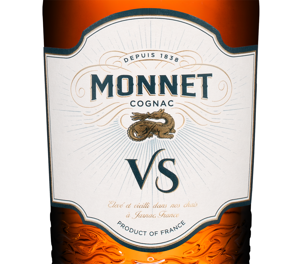 Коньяк Monnet VS в подарочной упаковке, 0.5л, (157406), Франция, Коньяк, 0.5 л, Монэ VS, цена 2990 рублей