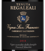 Вино Каберне Совиньон красное Tenuta Regaleali Cabernet Sauvignon Vigna San Francesco в подарочной упаковке