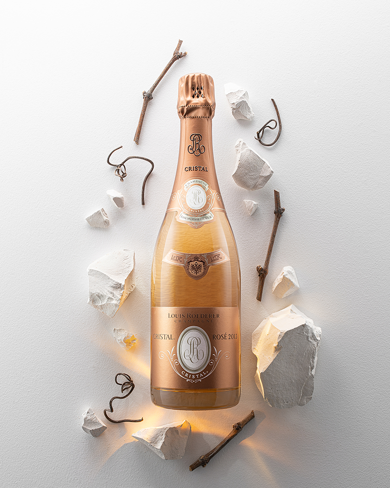 Шампанское Louis Roederer Cristal Rose в подарочной упаковке, 2014, (156671), Франция, Шампань, розовое, брют, 0.75 л, Кристаль Розе Брют, цена 152490 рублей