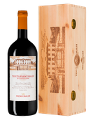 Вино с плотным вкусом 	 Tenuta Frescobaldi di Castiglioni в подарочной упаковке