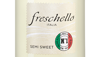 Вино Freschello Bianco Sweet Italy, (138430), белое полусладкое, 0.75 л, Фрескелло Бьянко Свит Итали цена 990 рублей