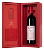 Вино с лакричным вкусом Penfolds Grange в подарочной упаковке