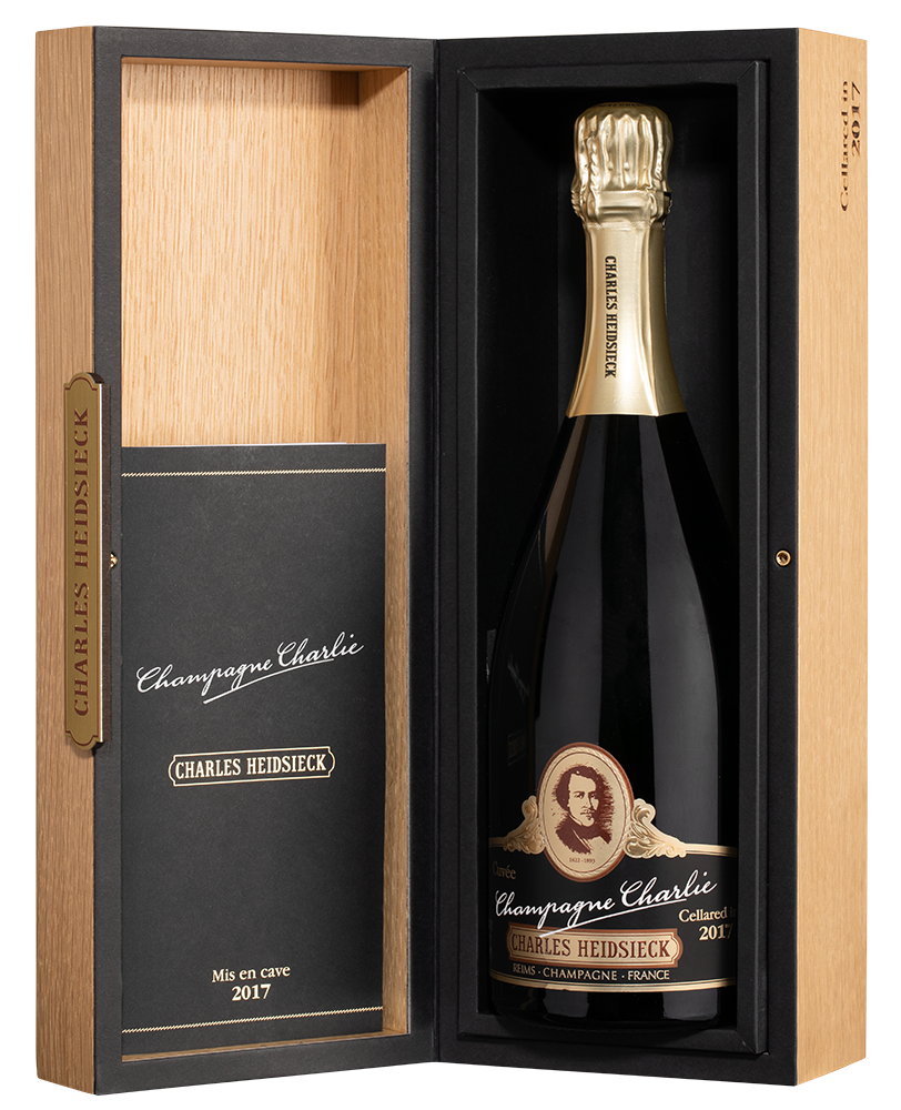 Шампанское Cuvee Champagne Charlie Brut в подарочной упаковке, Charles Heidsieck, (148617), Франция, Шампань, белое, брют, 0.75 л, Кюве Шампань Чарли Брют, цена 124990 рублей