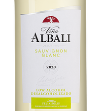 Вино безалкогольное Vina Albali Sauvignon Blanc Low Alcohol, 0,5%, (129535), 0.75 л, Винья Албали Совиньон Блан Безалкогольное цена 1190 рублей