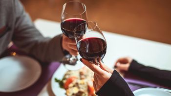 Первое или тысячное: свидание в винотеках вместе с SimpleWine и 88date 