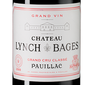 Вино с вкусом черных спелых ягод Chateau Lynch-Bages