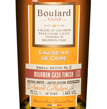 Кальвадос Boulard VSOP Bourbon Cask Finish, (138237), Франция, 0.7 л, Булар VSOP Бурбон Каск Финиш, цена 11490 рублей