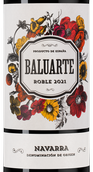 Вино с вкусом черных спелых ягод Baluarte Roble