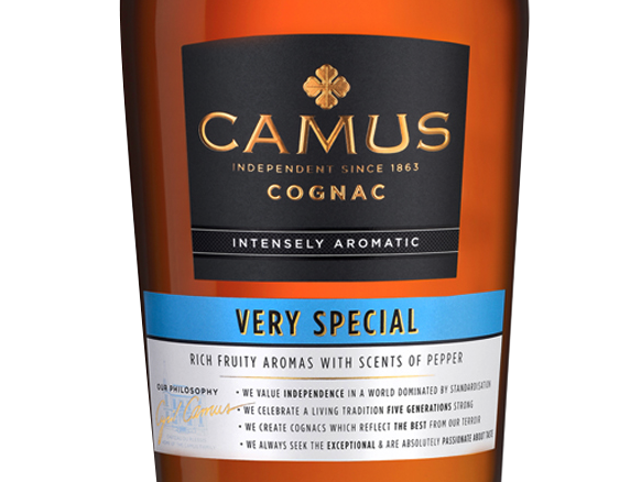 Коньяк Camus VS Intensely Aromatic, 0.5л, (143018), Франция, Коньяк, 0.5 л, Камю VS, цена 3290 рублей