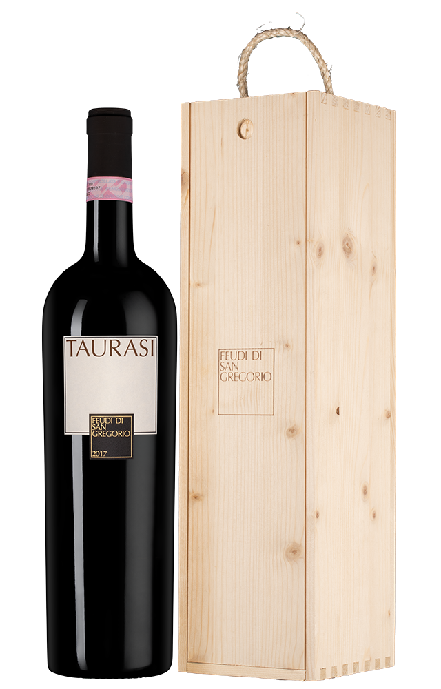 Вино Taurasi в подарочной упаковке, Feudi di San Gregorio, 2017, 1.5л, (141944), Италия, Кампания, красное, сухое, 1.5 л, Таурази, цена 19990 рублей