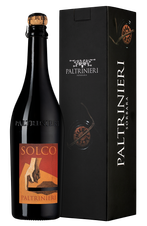 Шипучее вино Lambrusco dell'Emilia Solco в подарочной упаковке, (142366), gift box в подарочной упаковке, красное сухое, 2021 г., 0.75 л, Ламбруско дель Эмилия Солько цена 3490 рублей