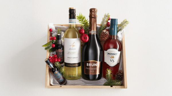 Мы всё упаковали: готовые подарочные наборы к Новому году с приятной выгодой 