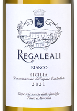 Вино Tenuta Regaleali Bianco, (137078), белое сухое, 2021 г., 0.75 л, Тенута Регалеали Бьянко цена 2390 рублей