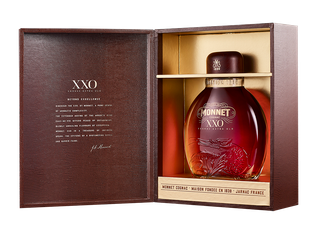 Коньяк Monnet XXO  в подарочной упаковке, (141728), gift box в подарочной упаковке, X.O., Франция, 0.7 л, Монне ХХО цена 42490 рублей