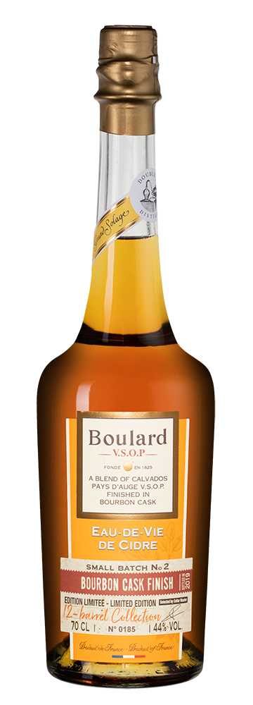 Кальвадос Boulard VSOP Bourbon Cask Finish, (138237), Франция, 0.7 л, Булар VSOP Бурбон Каск Финиш, цена 11490 рублей